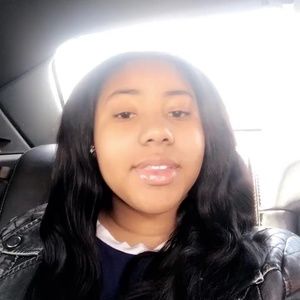 Meet your Posher, Adoree